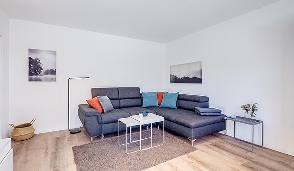 Плоский с 2 комнатами | München-Moosach | 70462 | Eckcouch