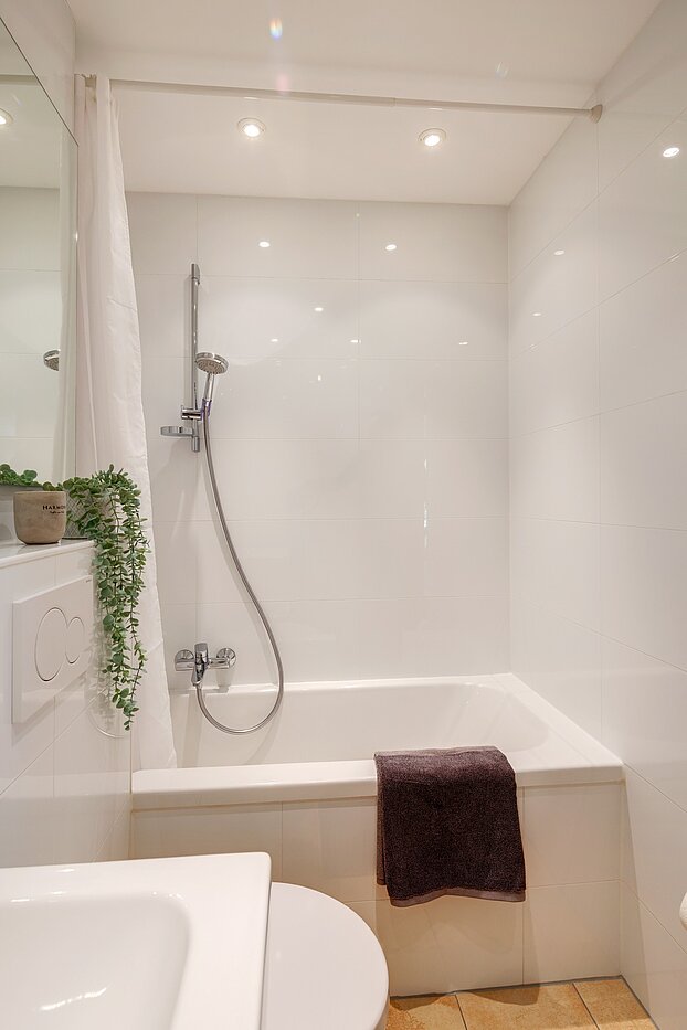 Квартира в многоэтажно доме с 2 комнатами | München-Thalkirchen | 2204ML5 | ...mit Badewanne