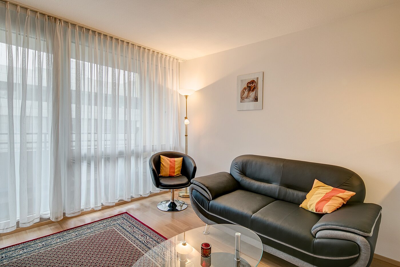 Квартира в многоэтажно доме с 1 комнатная | München-Berg am Laim | 2207ML6 | ...mit gemütlicher Couch...