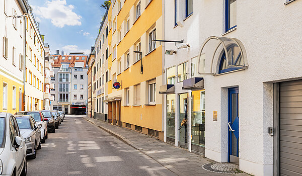 Квартира в многоэтажно доме с 2 комнатами | München-Schwabing | 70434 | Ruhige...