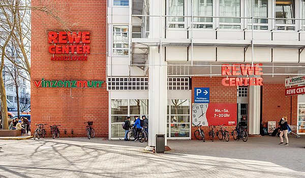 Квартира в многоэтажно доме с 3 комнатами | München-Bogenhausen | 70261 | Einkaufsmöglichkeiten und ...