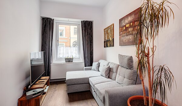 Плоский с 2 комнатами | München-Sendling | 703811 | Gemütliche Couch