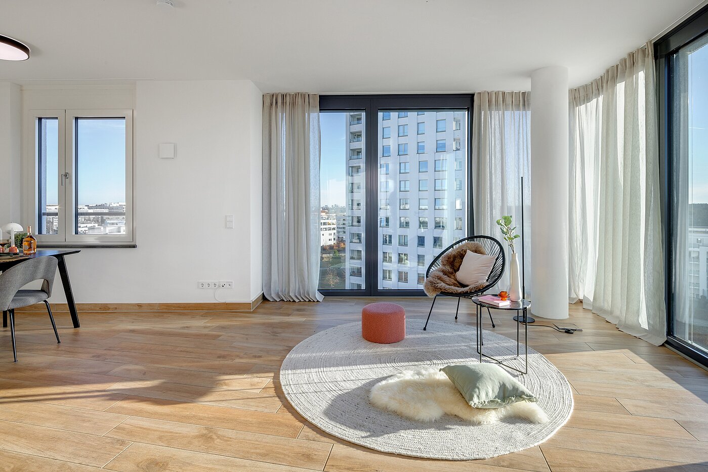 Квартира в многоэтажно доме с 3 комнатами | München-Obersendling | 70260 | Panorama Fenster