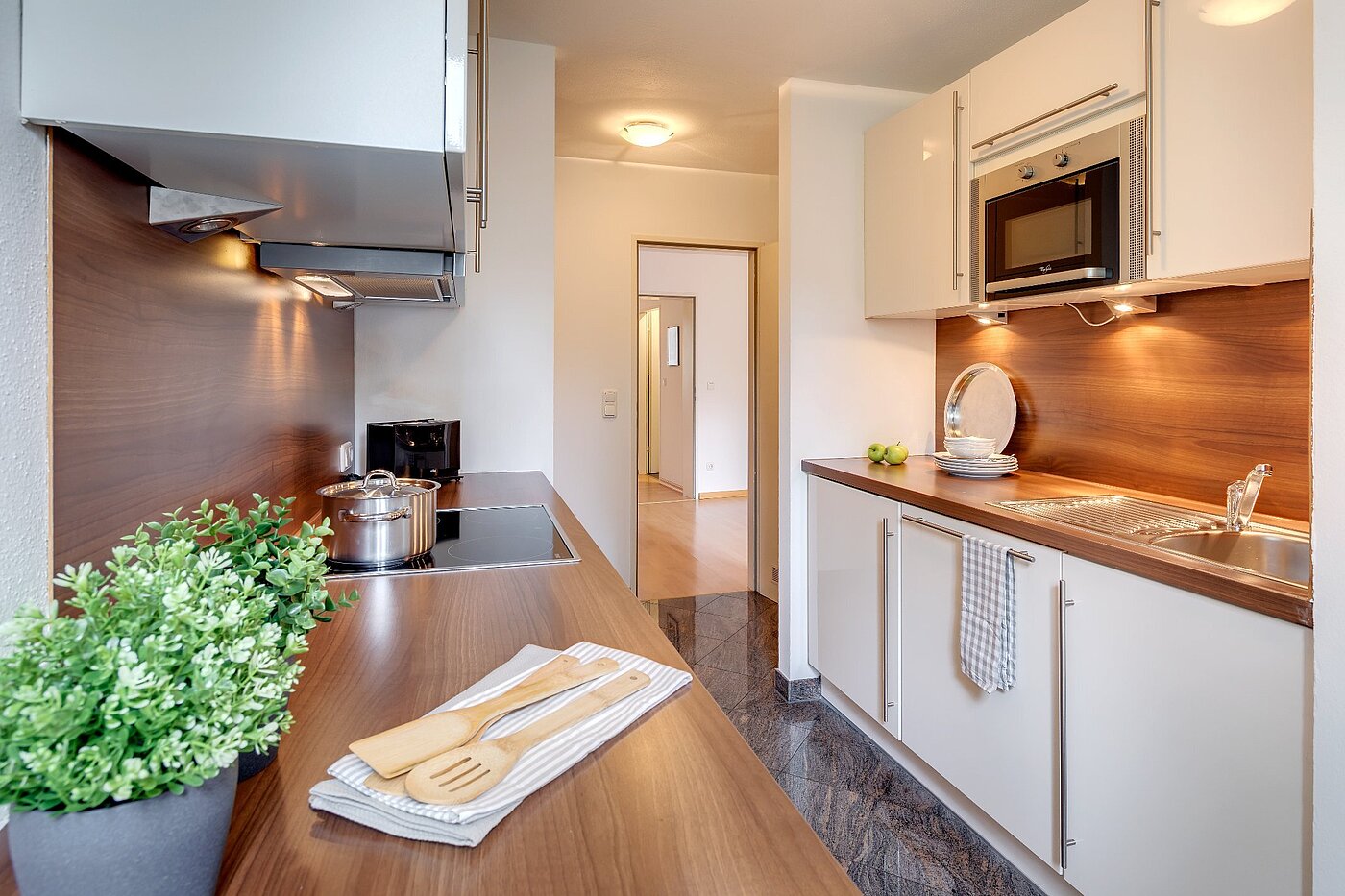 Квартира в многоэтажно доме с 3 комнатами | München-Ludwigsvorstadt | 1806ML1 | Moderne Küche