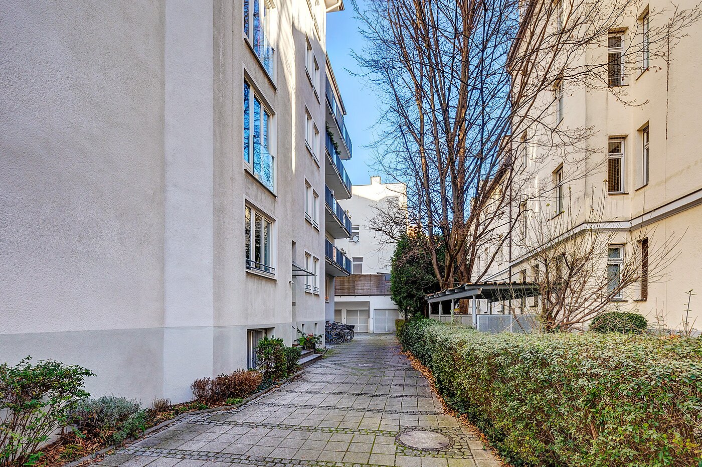 Квартира в многоэтажно доме с 3 комнатами | München-Schwabing | 2212ML1 | Zugang zum Haus