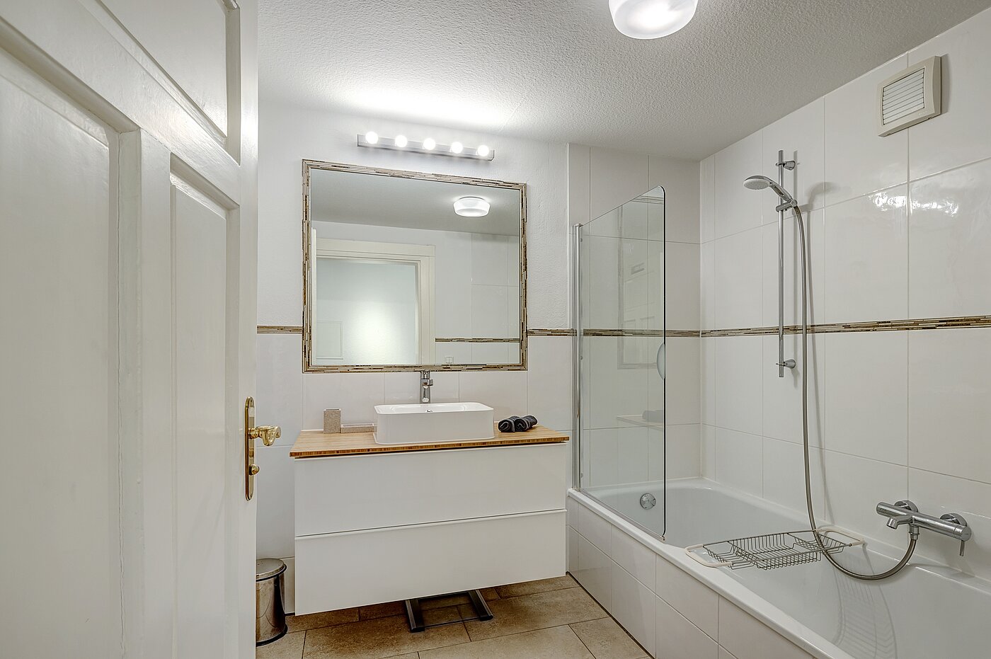 Мансардная квартира с 4.5 комнатами | München-Ludwigsvorstadt | 70461 | Bad