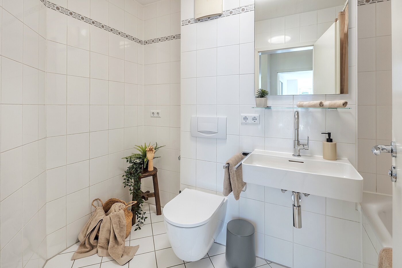 Квартира в многоэтажно доме с 2 комнатами | München-Laim | 70226 | ...Waschmaschinenanschluss