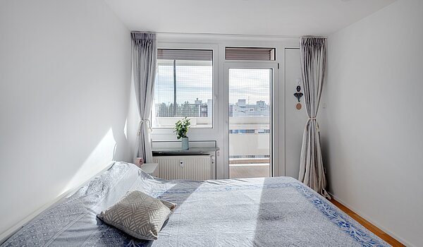 Квартира в многоэтажно доме с 3 комнатами | München-Schwabing | 70318 | Schlafen