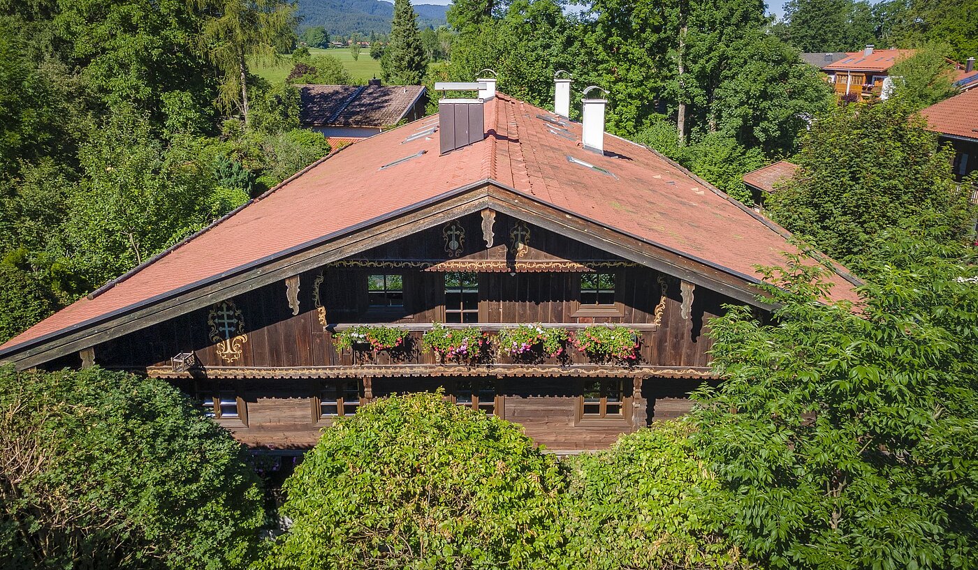 Квартира в многоэтажно доме с 11 комнатами | Gmund/Dürnbach | 2107ML11 | Luftaufnahme Osten