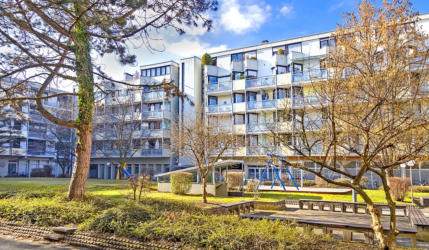 Квартира в многоэтажно доме с 3 комнатами | Unterschleißheim | 70003 | ...viel Grün- und Spielfläche