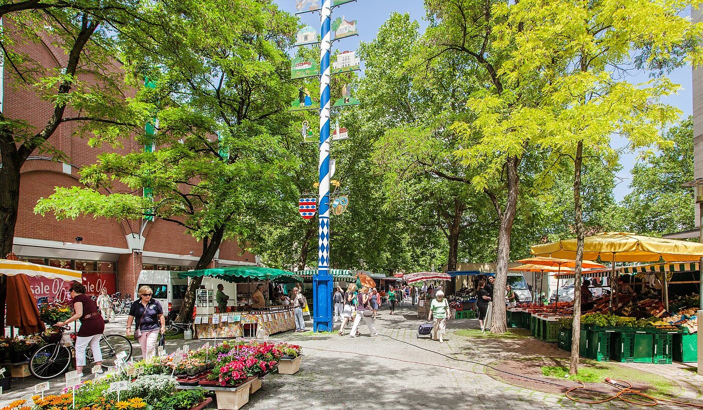 Квартира в многоэтажно доме с 2 комнатами | München-Neuhausen | 2003ML5 | Wochenmarkt am Rotkreuzplatz