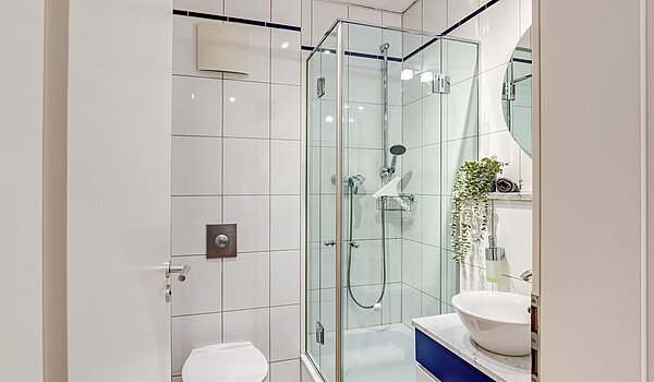 Квартира в многоэтажно доме с 3 комнатами | München-Neuhausen | 70489 | Separates Duschbad