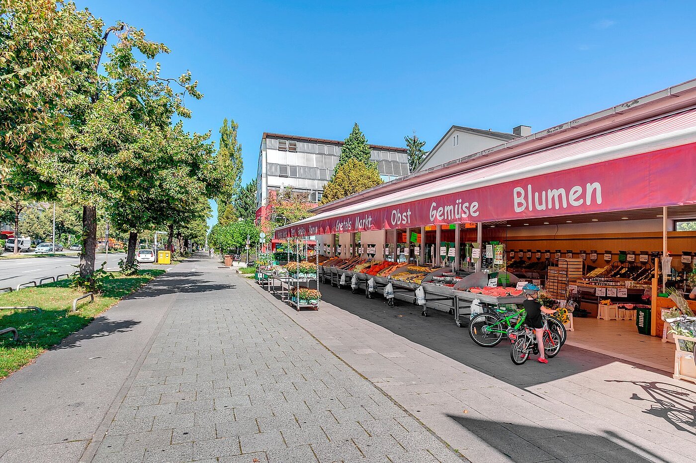 Квартира в многоэтажно доме с 1.5 комнатами | München-Sendling-Westpark | 2207ML4 | Einkaufsmöglichkeiten
