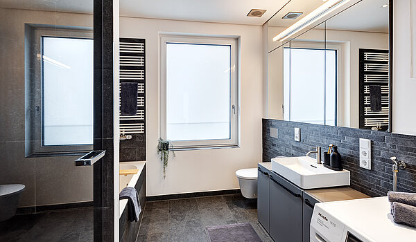 Penthouse с 2 комнатами | München-Maxvorstadt | 70427 | ...mit Fenster...