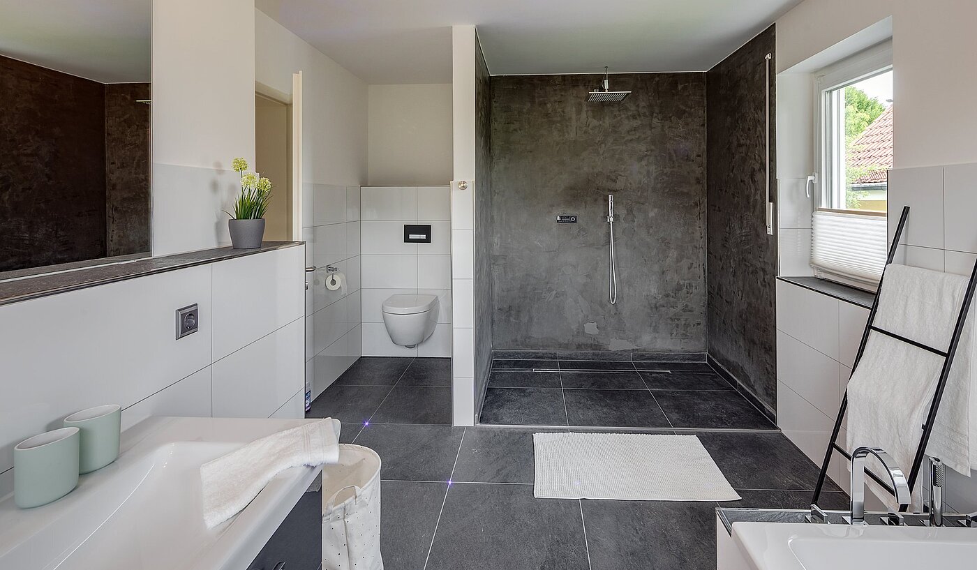 Половина двухквартирного жилого дома с 5 комнатами | München-Aubing | 1905ML4 | Begehbare Dusche