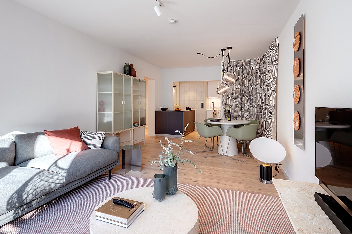 Квартира в многоэтажно доме с 2 комнатами | München-Isarvorstadt | 70459 | Stilvolle Einrichtung