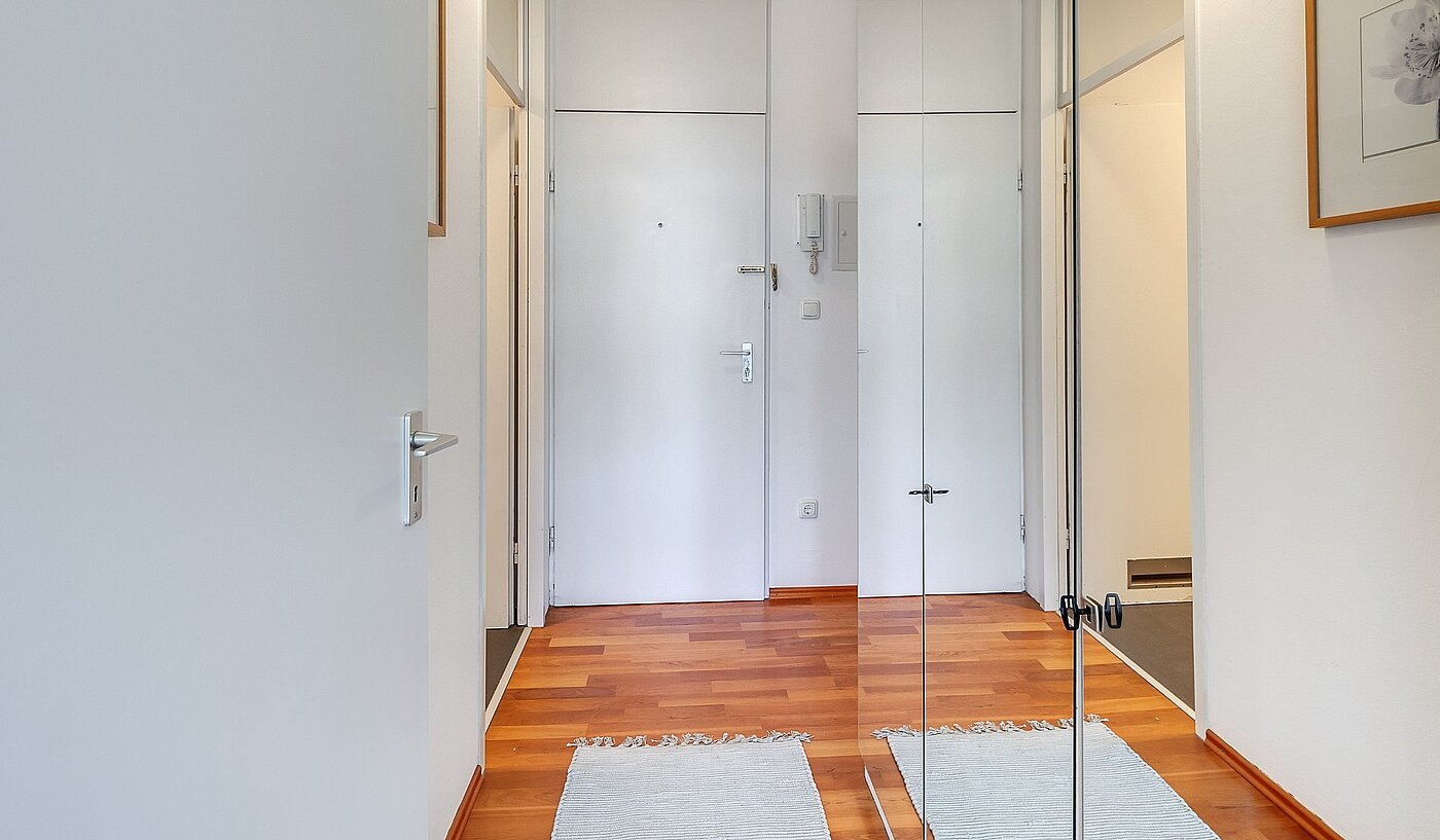 Квартира в многоэтажно доме с 1 комнатная | München-Bogenhausen | 2103ML6 | Auch im Flur genügend Platz