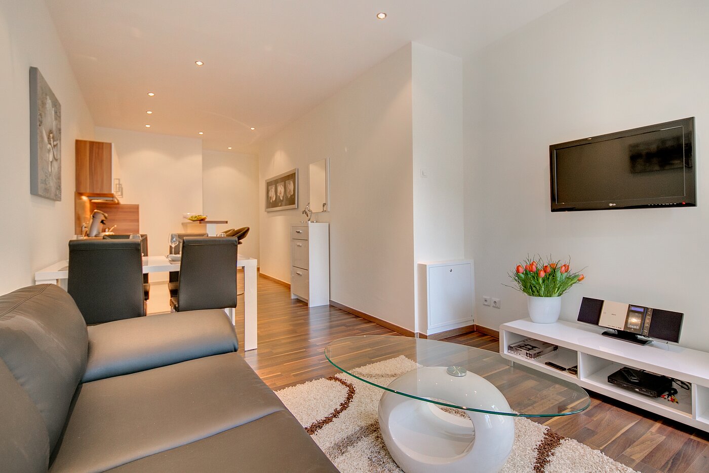 Плоский с 4 комнатами | München-Neuhausen | 70471 | Wohnzimmer