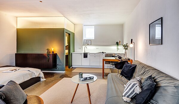 Чердачная квартира с 1 комнатная | München-Isarvorstadt | 2211ML7 | ...Essen