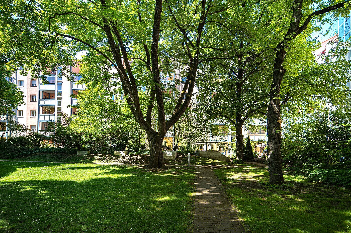Квартира в многоэтажно доме с 2.5 комнатами | München-Au | 2002ML5 | Ausblick zum grünen Innenhof