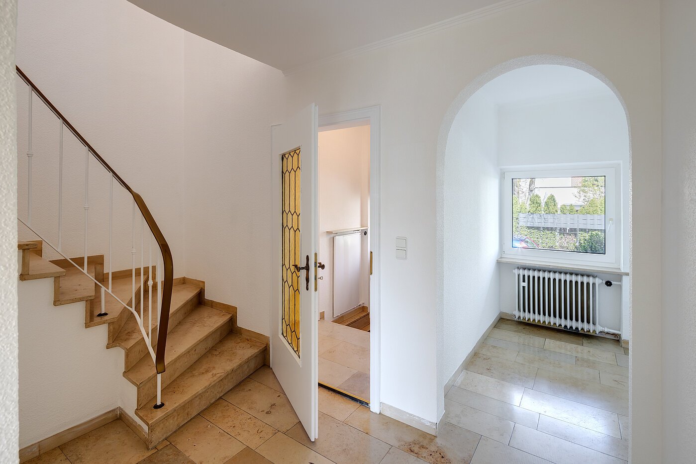 Половина двухквартирного жилого дома с 4 комнатами | München-Solln | 70120 | Eingangsbereich/Windfang