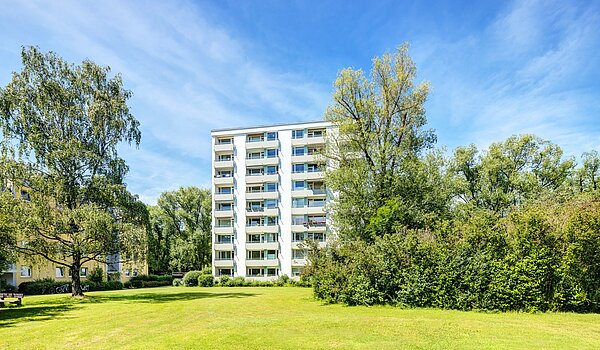 Квартира в многоэтажно доме с 2 комнатами | München-Bogenhausen | 70142 | Gepflegtes Objekt