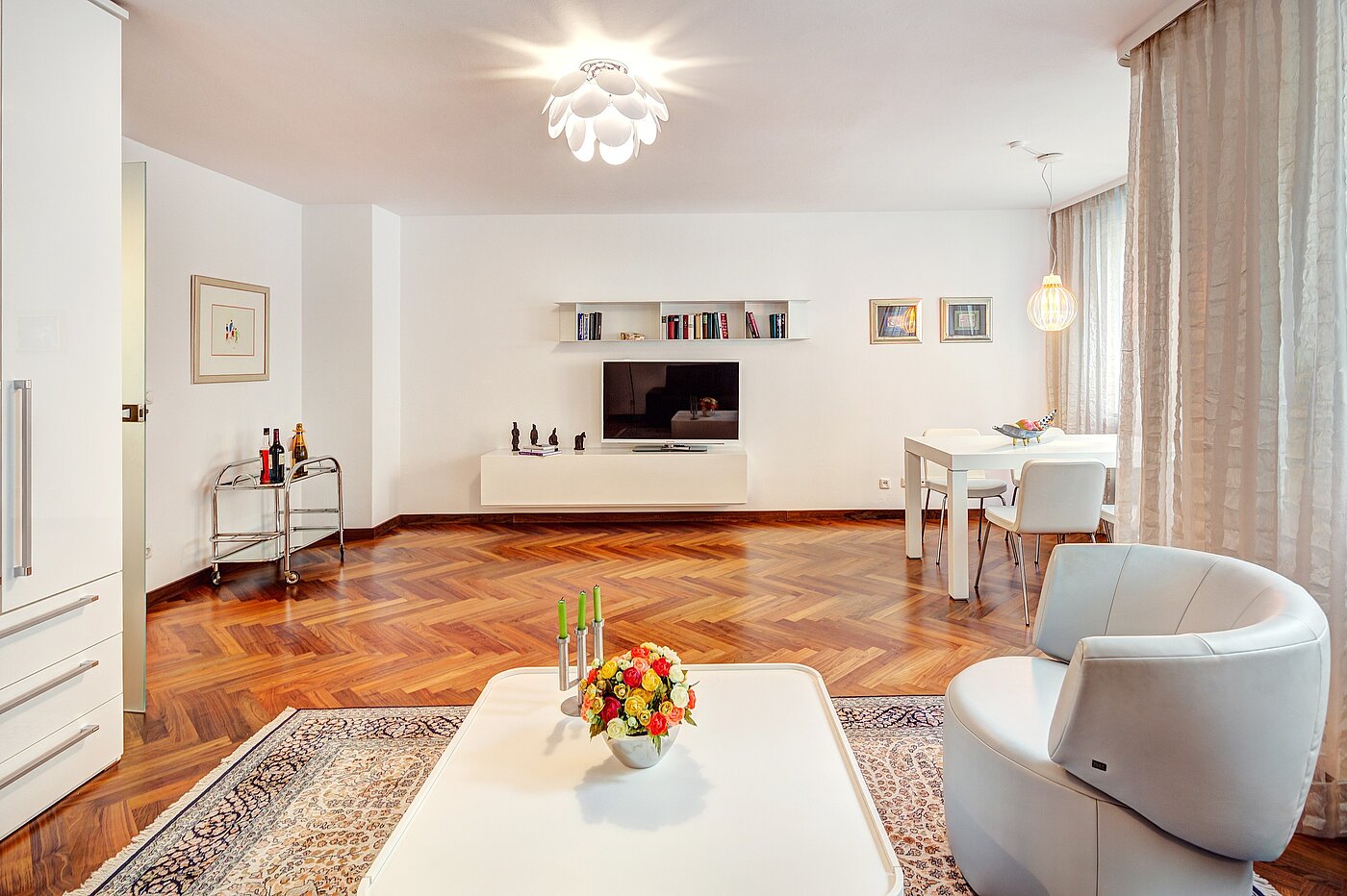 Квартира в многоэтажно доме с 1 комнатная | München-Schwabing | 2207ML10 | ...Schlafen