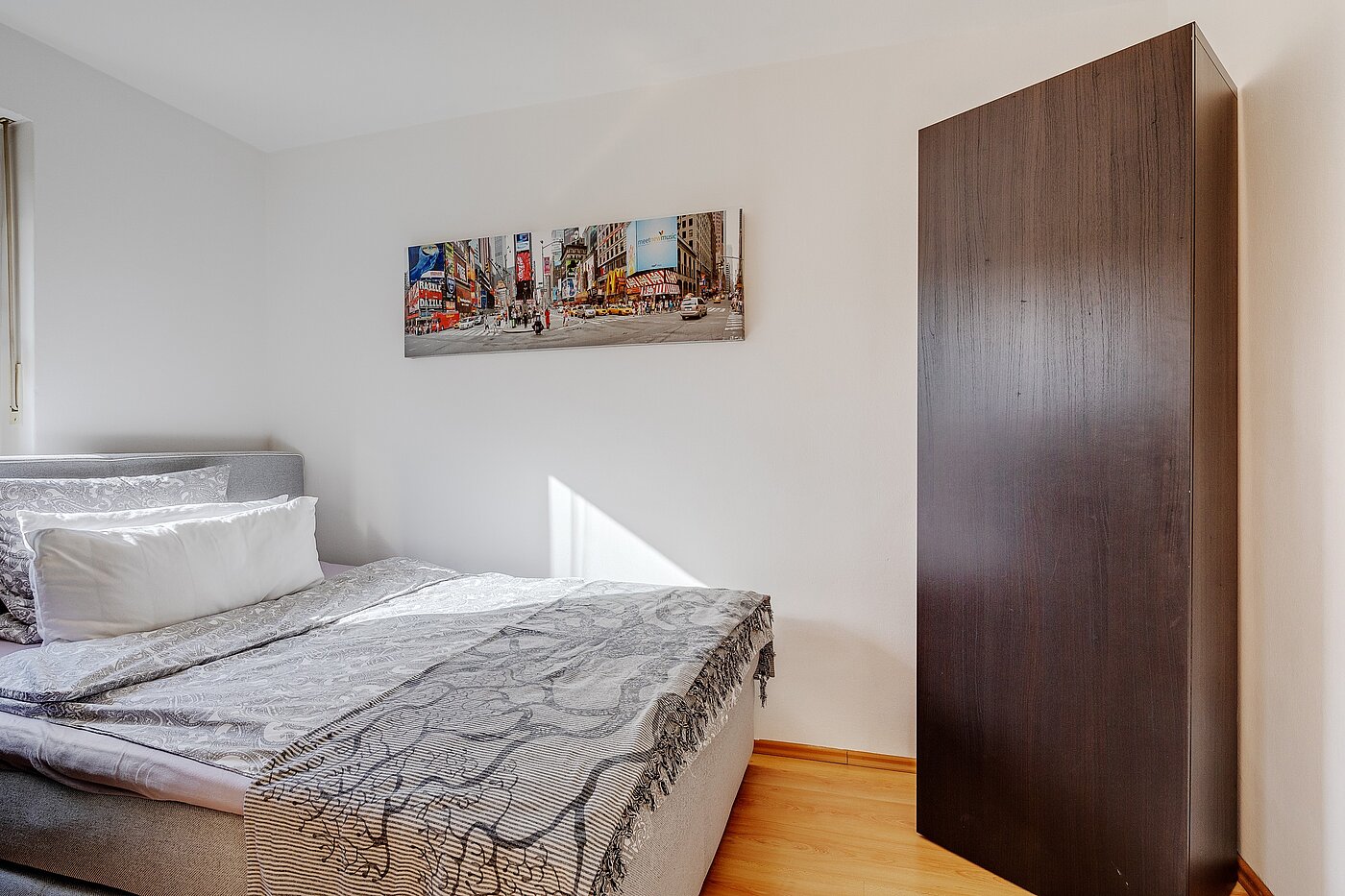 Квартира в многоэтажно доме с 1 комнатная | München | 70073 | ...Schlafbereich