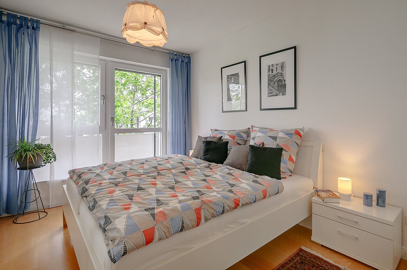 Квартира в многоэтажно доме с 2 комнатами | München-Allach | 1903ML6 | Schlafzimmer mit..
