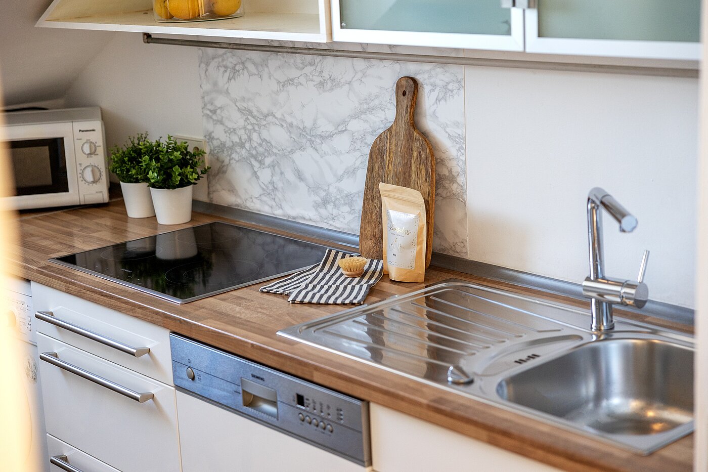 Квартира в многоэтажно доме с 2 комнатами | München-Untermenzing | 70177 | Kochen & Backen