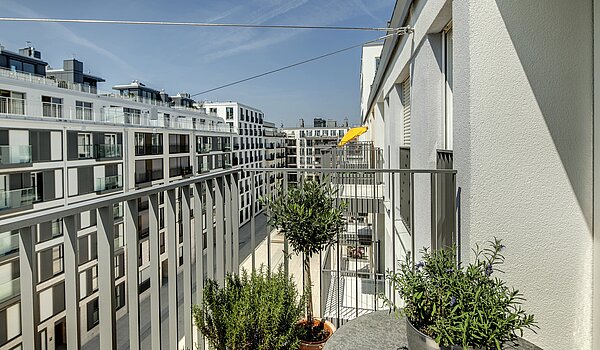 Квартира в многоэтажно доме с 2 комнатами | München-Maxvorstadt | 70023 | Tolle Aussichten