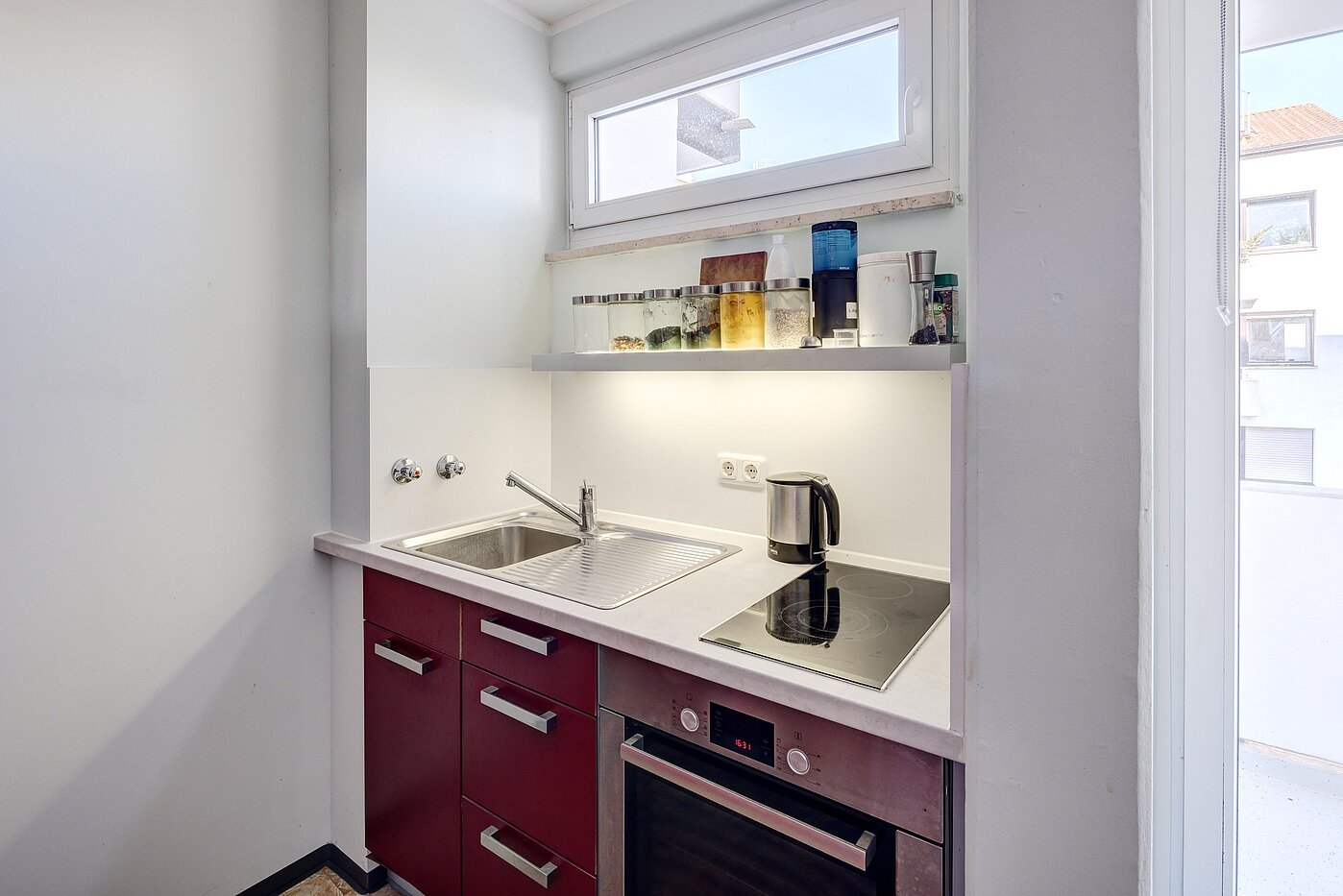 Apartment с 1 комнатная | München-Milbertshofen | 70286 | Küchenzeile...