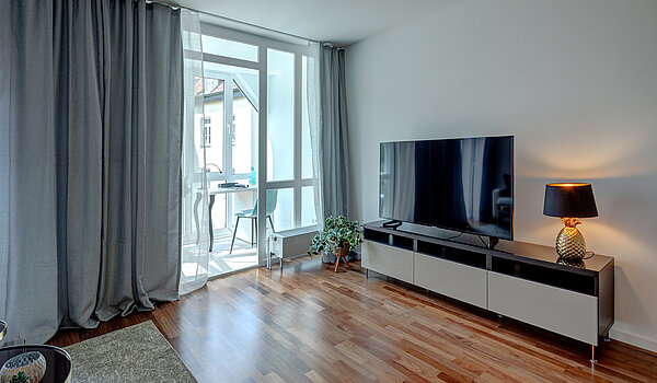 Квартира в многоэтажно доме с 2 комнатами | München-Schwabing | 70434 | ...Wintergarten als...