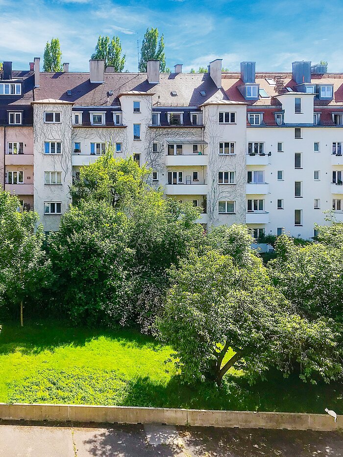 Квартира в многоэтажно доме с 3 комнатами | München-Schwabing | 2006ML4 | ...Balkon in den ruhigen Hof