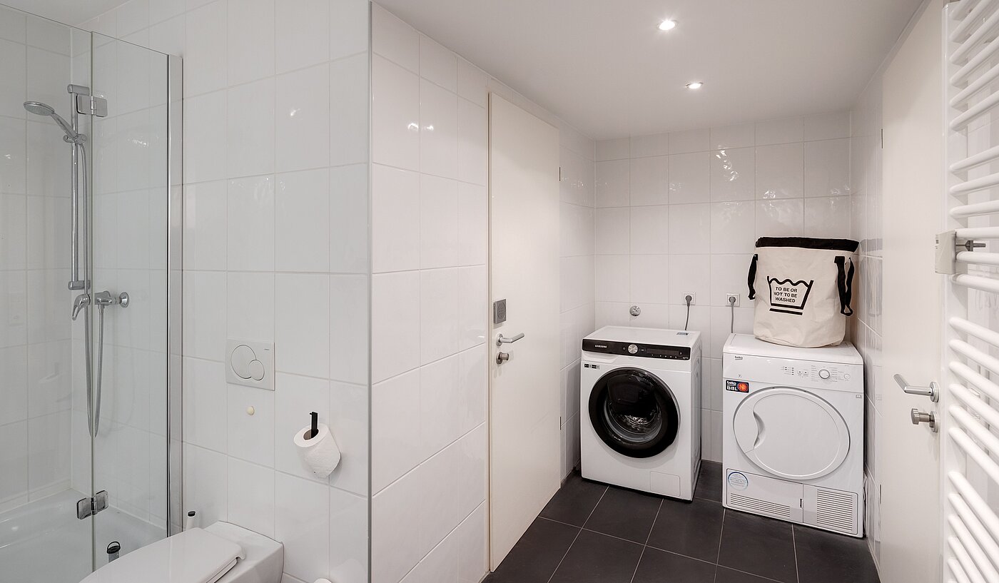 Половина двухквартирного жилого дома с 5 комнатами | Unterföhring | 70119 | ...mit Waschmaschinenstellplatz