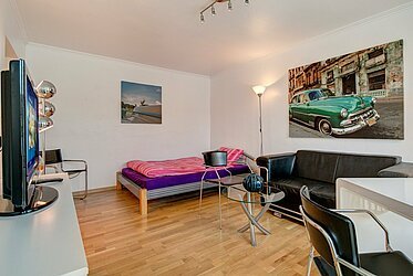 Haidhausen: schönes Apartment mit Balkon