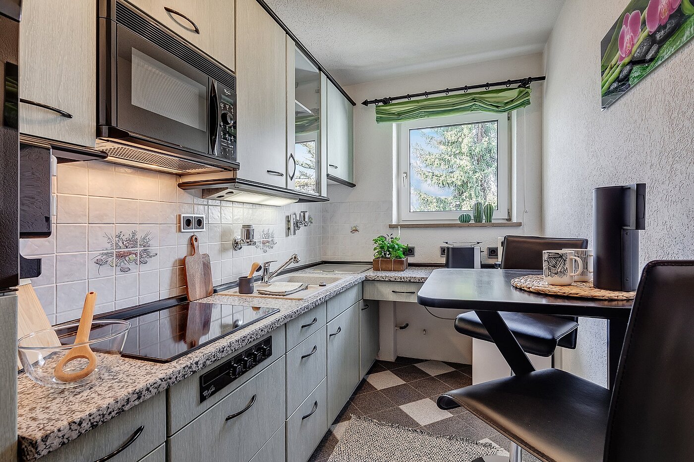 Квартира в многоэтажно доме с 2 комнатами | München-Ramersdorf | 1812ML2 | ...mit Essplatz