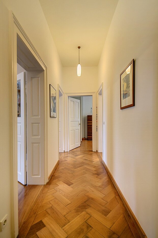 Квартира в многоэтажно доме с 3 комнатами | München-Ludwigsvorstadt | 1905ML1 | Parkett und hohe Räume