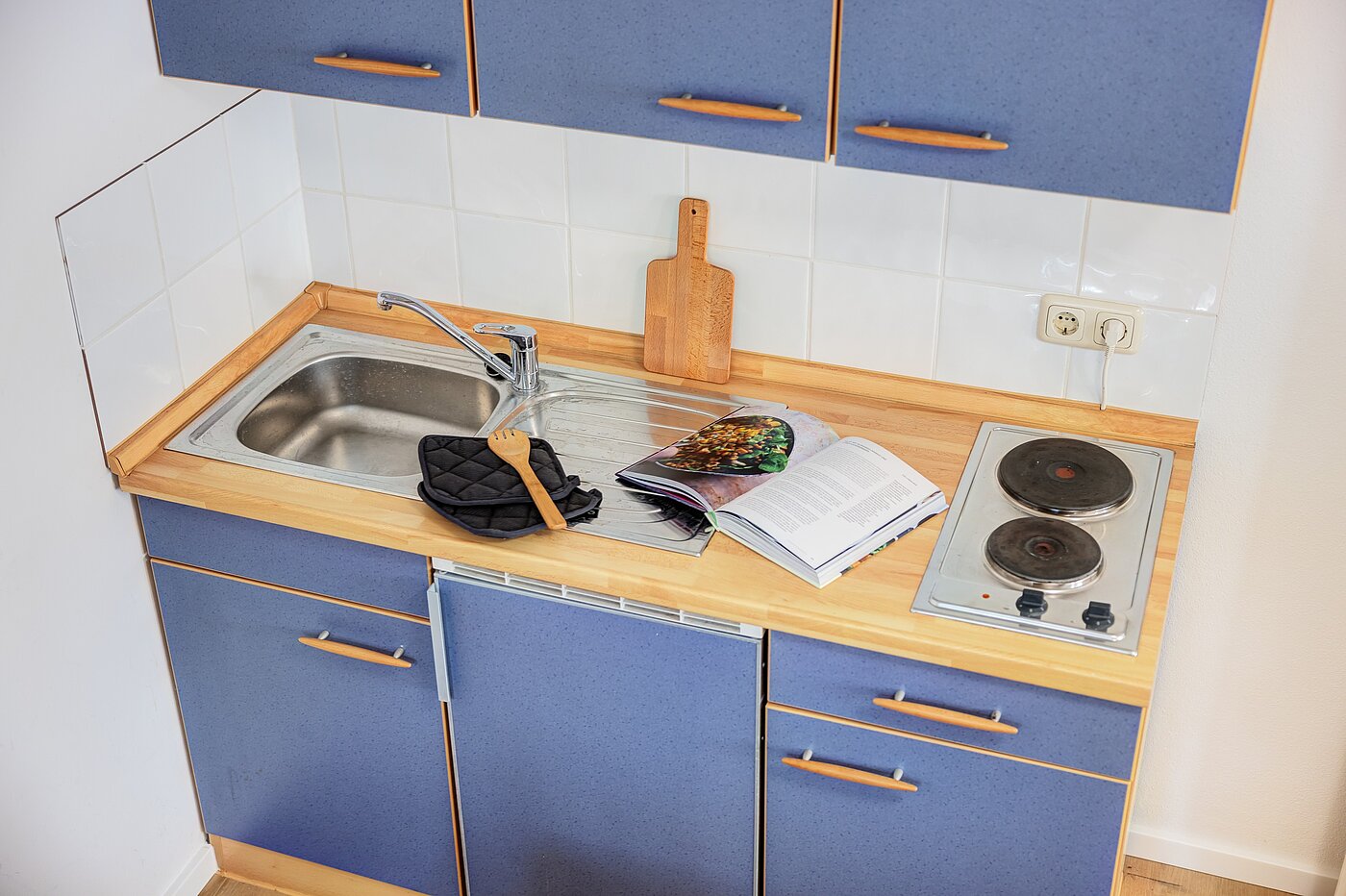 Половина двухквартирного жилого дома с 5 комнатами | München-Trudering | 70269 | ...mit eigener Küchenzeile