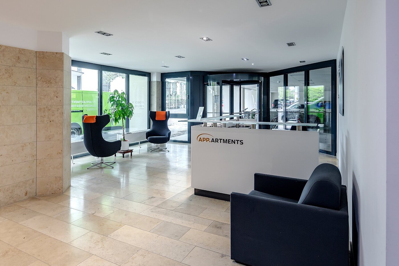 Квартира в многоэтажно доме с 1 комнатная | München-Bogenhausen | 1807ML5 | Empfangsbereich mit Concierge