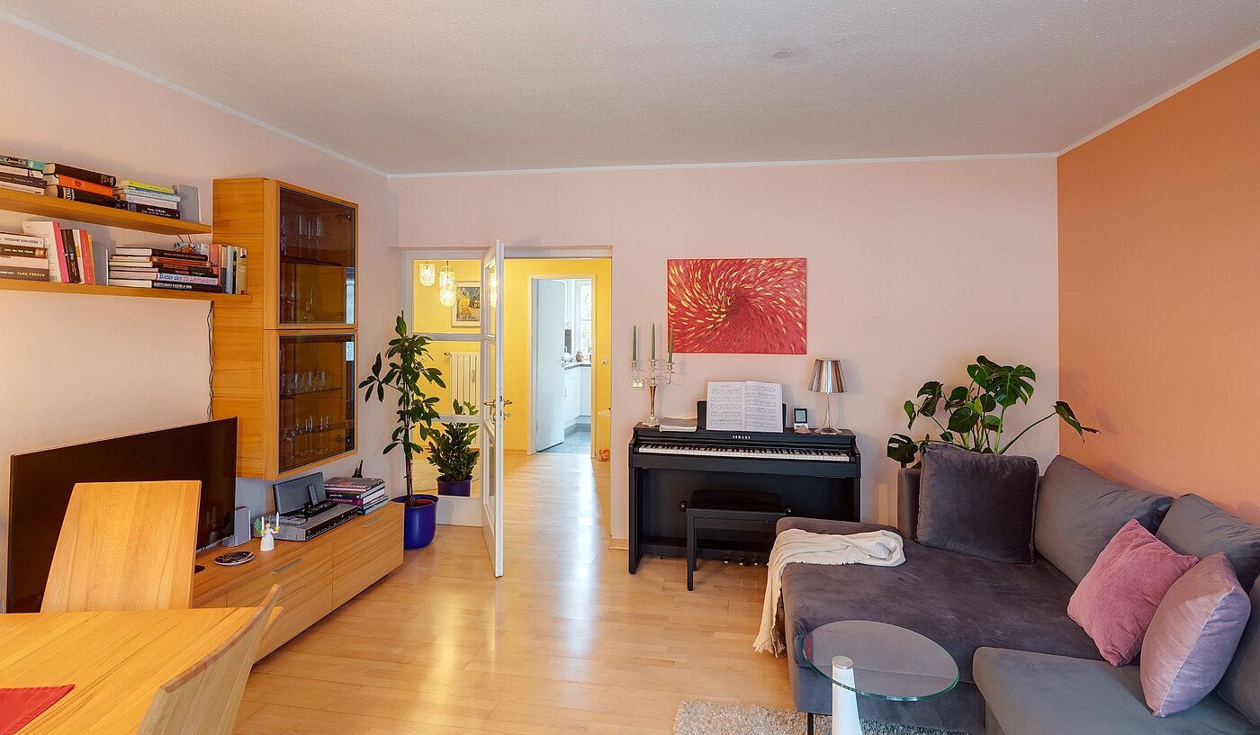 Квартира в многоэтажно доме с 3 комнатами | München-Harlaching | 2103ML3 | Großzügiges Wohnzimmer...