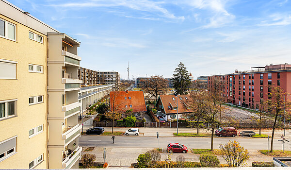 Квартира в многоэтажно доме с 2 комнатами | München-Moosach | 70407 | Blick auf den Olympiaturm