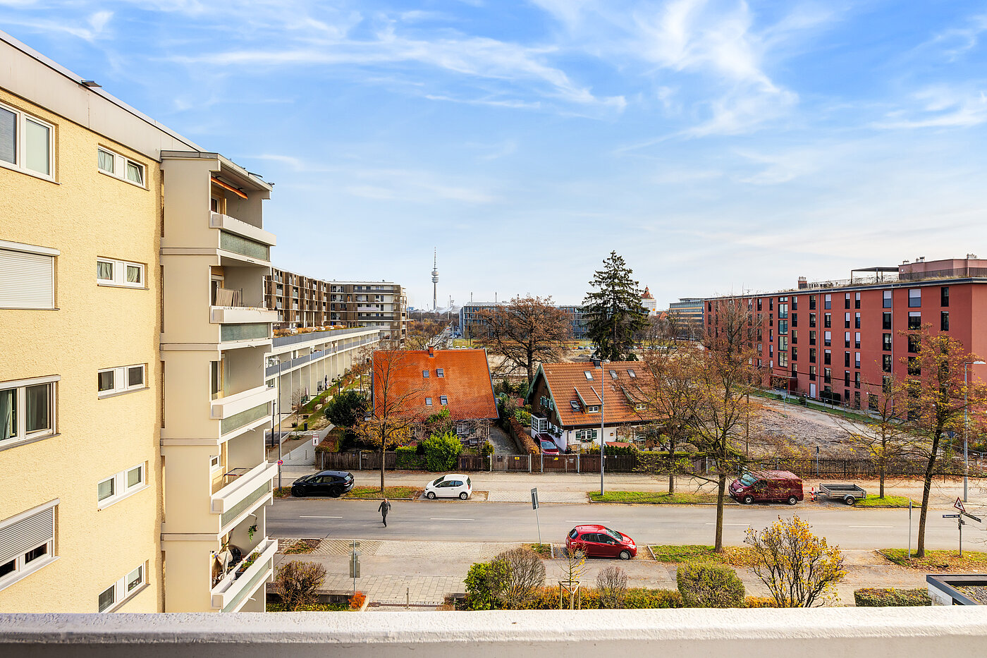 Квартира в многоэтажно доме с 2 комнатами | München-Moosach | 70407 | Blick auf den Olympiaturm