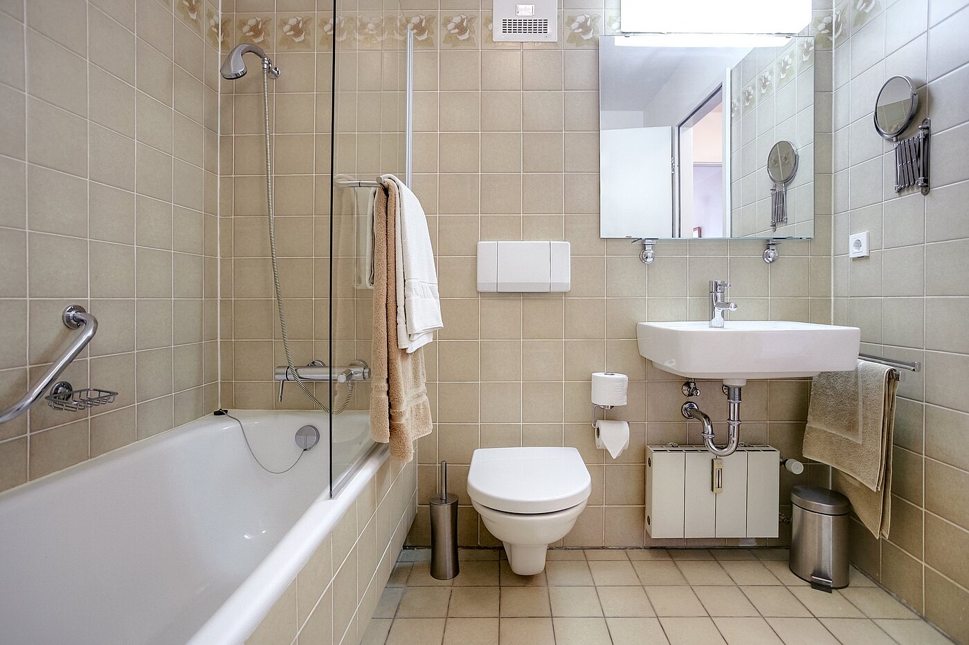 Квартира в многоэтажно доме с 3 комнатами | München-Au | 2003ML17 | Masterbad mit Badewanne