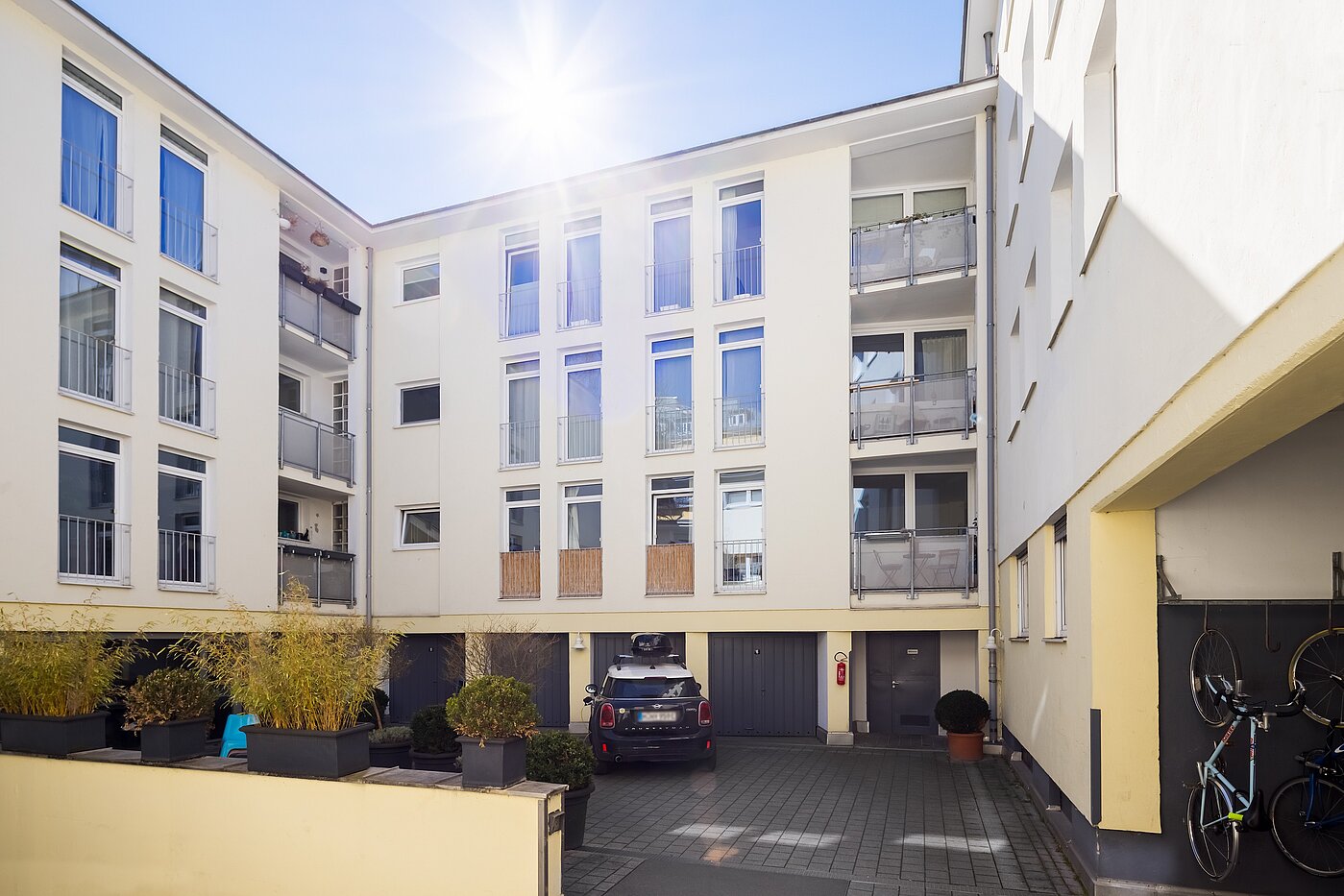Квартира в многоэтажно доме с 3 комнатами | München-Maxvorstadt | 2203ML31 | Rückgebäude