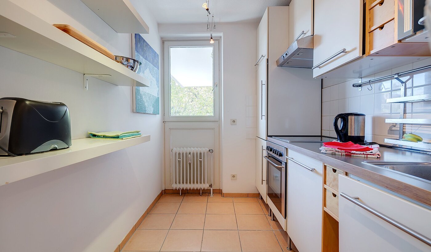 Квартира в многоэтажно доме с 2 комнатами | München-Maxvorstadt | 2105ML2 | Küche mit Fenster