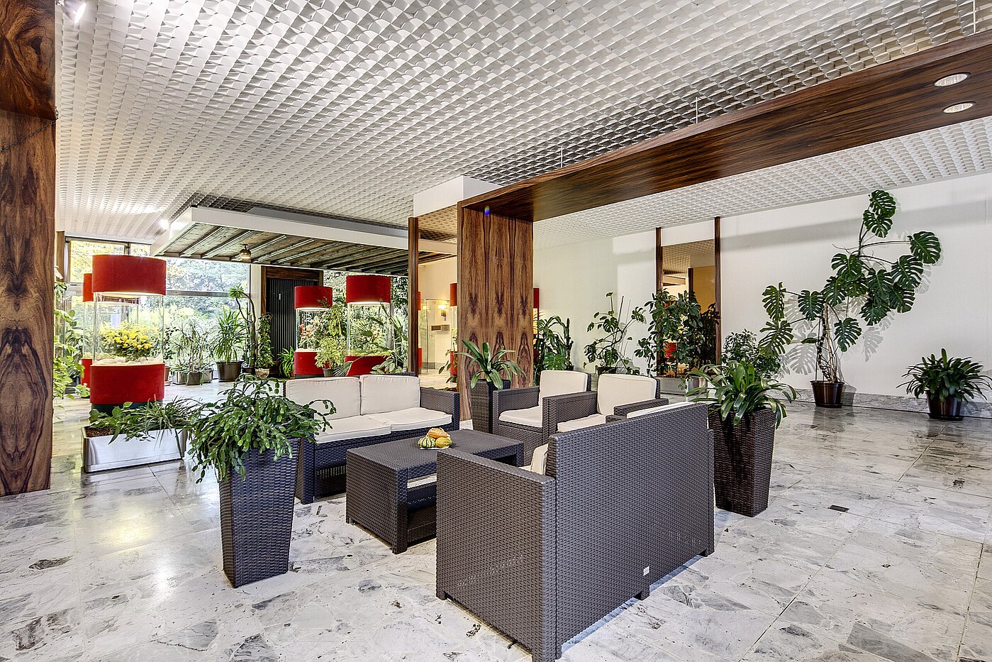 Квартира в многоэтажно доме с 1 комнатная | München-Solln | 700901 | Gepflegter Eingangsbereich