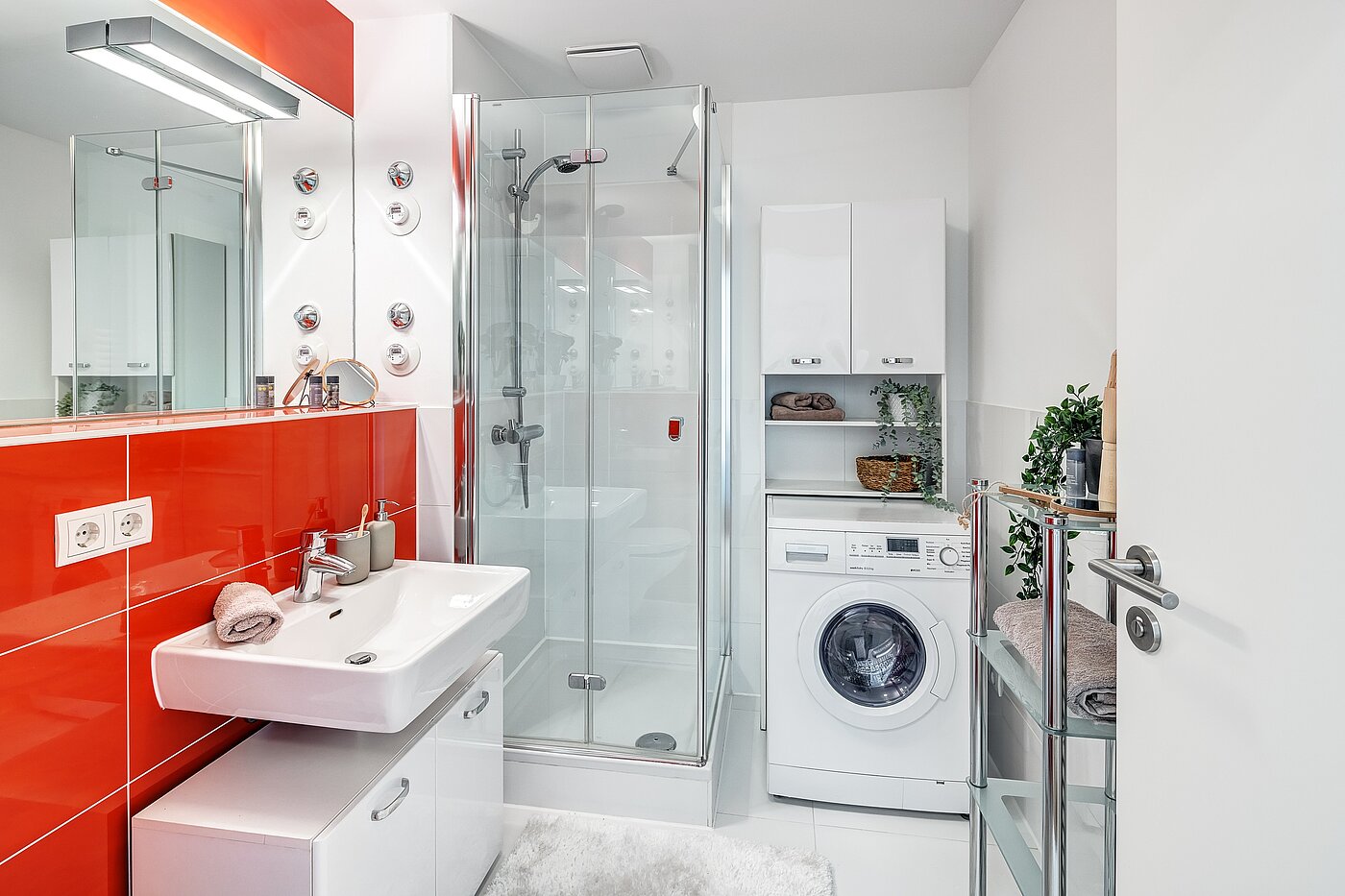 Плоский с 2 комнатами | München-Riem | 2201ML1 | ...Dusche und Waschtrockner