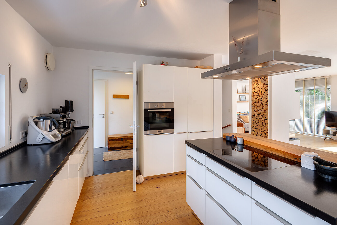 Половина двухквартирного жилого дома с 5 комнатами | München-Aubing | 70162 | Hochwertige Einbauküche