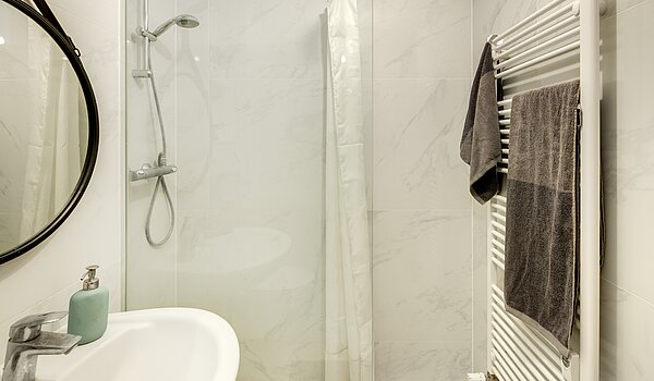 Квартира в многоэтажно доме с 3 комнатами | München-Schwabing | 703181 | ...Dusche